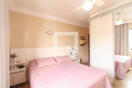 Apartamento à venda com 130m², 3 quartos e 2 vagas Apartamento à venda com 130m², 3 quartos e 2 vagasSuíte