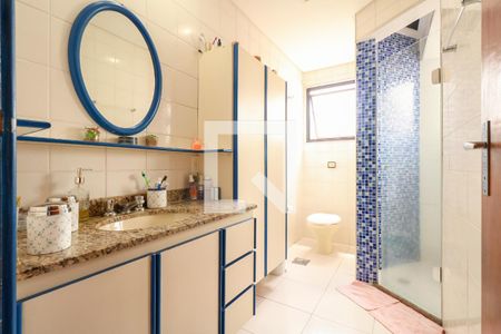 Apartamento à venda com 130m², 3 quartos e 2 vagas Apartamento à venda com 130m², 3 quartos e 2 vagasBanheiro