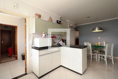 Apartamento à venda com 130m², 3 quartos e 2 vagas Apartamento à venda com 130m², 3 quartos e 2 vagasCozinha