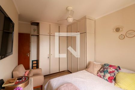 Apartamento à venda com 130m², 3 quartos e 2 vagas Apartamento à venda com 130m², 3 quartos e 2 vagasQuarto 2