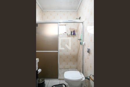 Casa à venda com 217m², 2 quartos e 2 vagas Casa à venda com 217m², 2 quartos e 2 vagasBanheiro