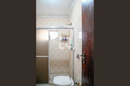 Casa à venda com 217m², 2 quartos e 2 vagas Casa à venda com 217m², 2 quartos e 2 vagasBanheiro