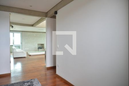 Sala de TV de apartamento à venda com 6 quartos, 440m² em Jardim, Santo André