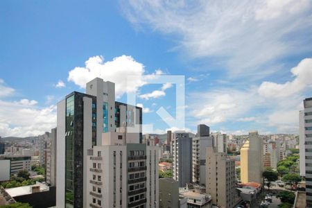 Vista da Sala de apartamento para alugar com 3 quartos, 110m² em Savassi, Belo Horizonte