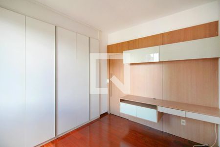 Quarto 3 de apartamento para alugar com 3 quartos, 110m² em Savassi, Belo Horizonte