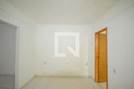 Sala de casa para alugar com 1 quarto, 70m² em Parque Sao Vicente, Belford Roxo