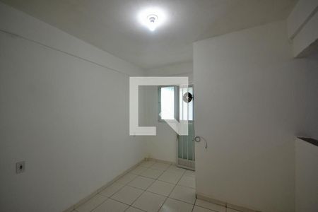 Sala de casa para alugar com 1 quarto, 70m² em Parque Sao Vicente, Belford Roxo