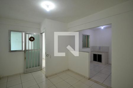 Sala de casa para alugar com 1 quarto, 70m² em Parque Sao Vicente, Belford Roxo