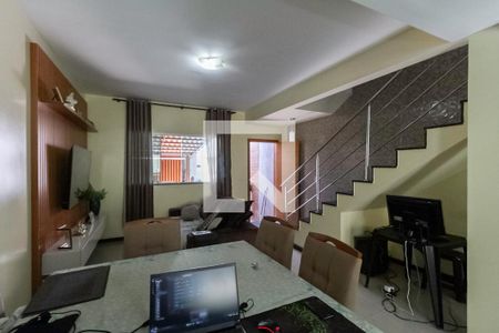 Sala de casa à venda com 3 quartos, 142m² em Ressaca, Contagem