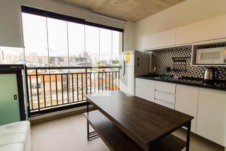 Sala / Cozinha de kitnet/studio para alugar com 1 quarto, 32m² em Bom Retiro, São Paulo