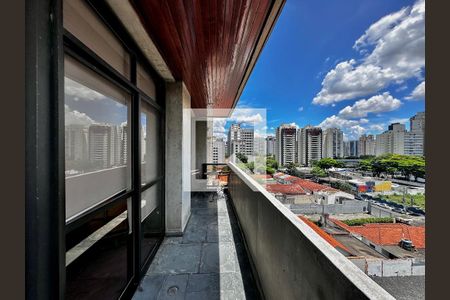 Sacada de apartamento à venda com 4 quartos, 195m² em Chácara Santo Antônio, São Paulo