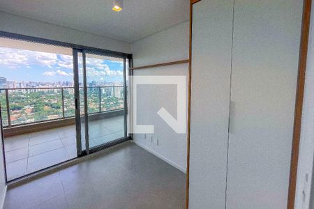 Quarto  de apartamento para alugar com 2 quartos, 66m² em Pinheiros, São Paulo