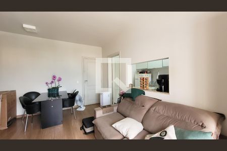 Sala de apartamento à venda com 2 quartos, 64m² em Mansões Santo Antônio, Campinas