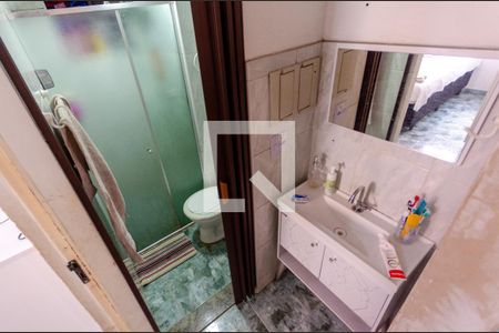 Apartamento à venda com 47m², 2 quartos e 1 vaga Apartamento à venda com 47m², 2 quartos e 1 vagaBanheiro