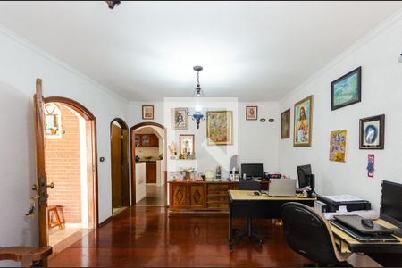 Sala de casa para alugar com 5 quartos, 250m² em Vila Guedes, São Paulo