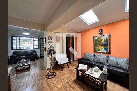 Sala de casa à venda com 3 quartos, 134m² em Jardim Monte Libano, Santo André