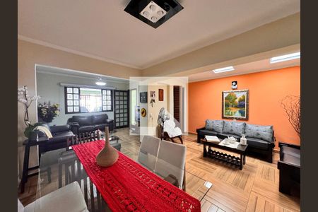 Sala de casa à venda com 3 quartos, 134m² em Jardim Monte Libano, Santo André