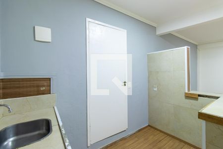 Cozinha de kitnet/studio para alugar com 1 quarto, 40m² em Parque Frondoso, Cotia