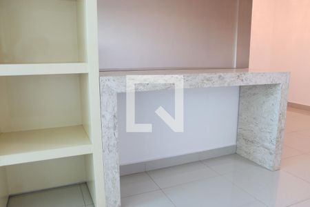 Sala de apartamento para alugar com 3 quartos, 87m² em Chácaras Alto da Glória, Goiânia