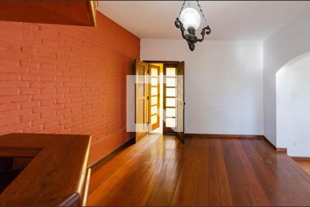 Sala de casa à venda com 4 quartos, 231m² em Calafate, Belo Horizonte