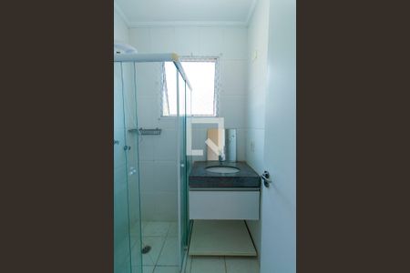 Casa de condomínio para alugar com 120m², 3 quartos e 2 vagas Casa de condomínio para alugar com 120m², 3 quartos e 2 vagasBanheiro do quarto 3 - Suíte