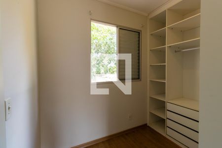 Casa de condomínio para alugar com 120m², 3 quartos e 2 vagas Casa de condomínio para alugar com 120m², 3 quartos e 2 vagasCloset do Quarto 3 - Suíte