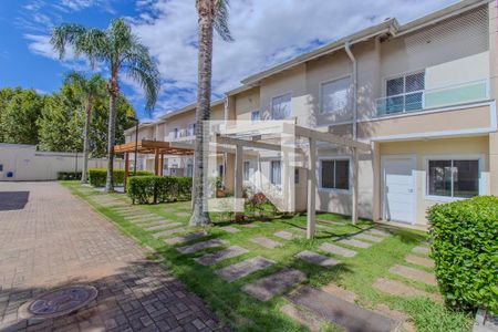 Casa de condomínio para alugar com 120m², 3 quartos e 2 vagas Casa de condomínio para alugar com 120m², 3 quartos e 2 vagasFachada do imóvel