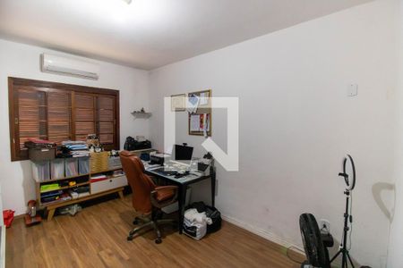 Quarto 1 de casa para alugar com 4 quartos, 840m² em Piratininga, Niterói