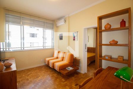 Sala de apartamento para alugar com 1 quarto, 42m² em Copacabana, Rio de Janeiro