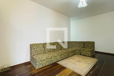 Sala de Estar de casa à venda com 4 quartos, 500m² em Jardim Palmira, Guarulhos