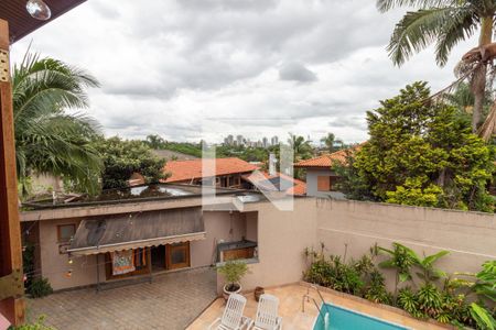 Casa à venda com 500m², 4 quartos e 4 vagas Casa à venda com 500m², 4 quartos e 4 vagasVista do Quarto 2 - Suíte