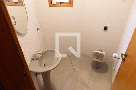 Casa à venda com 500m², 4 quartos e 4 vagas Casa à venda com 500m², 4 quartos e 4 vagasBanheiro da Área de lazer