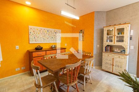 Casa à venda com 500m², 4 quartos e 4 vagas Casa à venda com 500m², 4 quartos e 4 vagasCopa