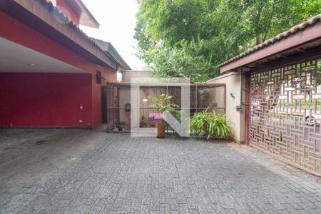 Casa à venda com 500m², 4 quartos e 4 vagas Casa à venda com 500m², 4 quartos e 4 vagasGaragem