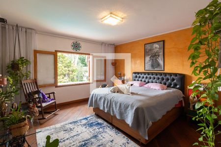 Casa à venda com 500m², 4 quartos e 4 vagas Casa à venda com 500m², 4 quartos e 4 vagasQuarto 2 - Suíte