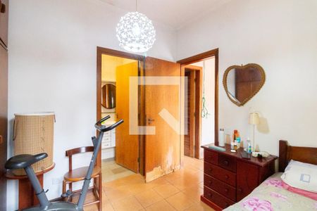 Casa à venda com 500m², 4 quartos e 4 vagas Casa à venda com 500m², 4 quartos e 4 vagasQuarto de Serviço