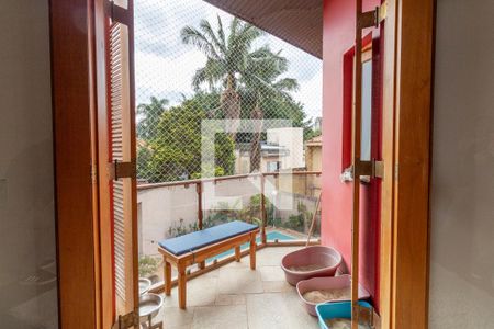 Casa à venda com 500m², 4 quartos e 4 vagas Casa à venda com 500m², 4 quartos e 4 vagasQuarto 4 - Suíte - Sacada