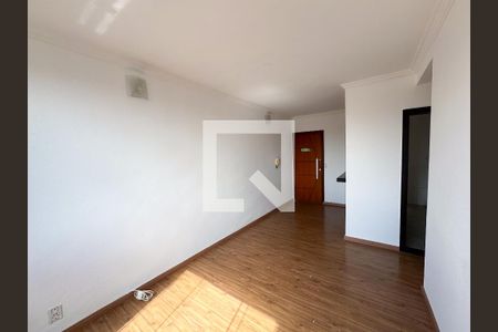 Sala de apartamento à venda com 3 quartos, 64m² em Jardim Vera Cruz, Contagem