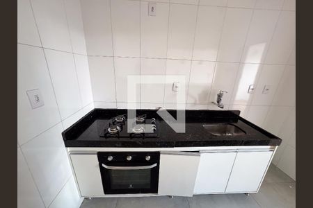 Cozinha de apartamento à venda com 3 quartos, 64m² em Jardim Vera Cruz, Contagem