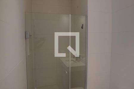 Banheiro de apartamento para alugar com 2 quartos, 71m² em Pinheiros, São Paulo