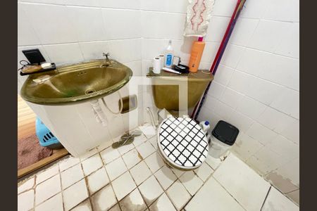 Apartamento à venda com 50m², 2 quartos e 1 vaga Apartamento à venda com 50m², 2 quartos e 1 vagaBanheiro