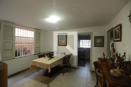 Casa à venda com 4 quartos, 200m² em Floresta, Belo Horizonte