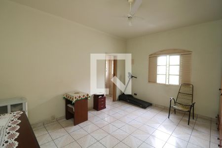 Suíte de casa para alugar com 2 quartos, 120m² em Jardim Santa Teresinha, São Paulo