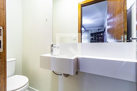 Lavabo de casa para alugar com 5 quartos, 330m² em Parque Continental, São Paulo