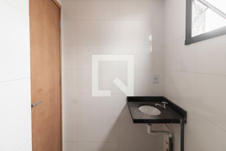 Apartamento à venda com 39m², 2 quartos e sem vaga Apartamento à venda com 39m², 2 quartos e sem vagaBanheiro