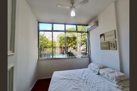 Quarto 1 de apartamento à venda com 1 quarto, 40m² em Copacabana, Rio de Janeiro