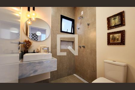 Casa à venda com 250m², 4 quartos e 4 vagas Casa à venda com 250m², 4 quartos e 4 vagas Banheiro 2