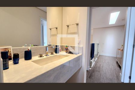 Casa à venda com 250m², 4 quartos e 4 vagas Casa à venda com 250m², 4 quartos e 4 vagasBanheiro 3