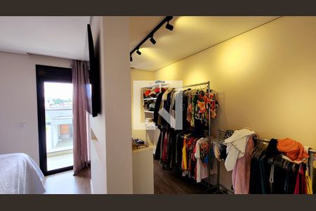 Casa à venda com 250m², 4 quartos e 4 vagas Casa à venda com 250m², 4 quartos e 4 vagasQuarto 2 - Suíte