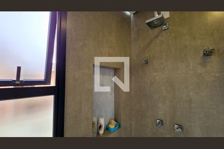 Casa à venda com 250m², 4 quartos e 4 vagas Casa à venda com 250m², 4 quartos e 4 vagasBanheiro 3